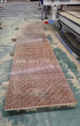 山东济南韩总订购的3170*1480*6（mm）竹胶板用作电梯垫板