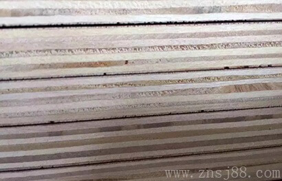建筑模板锯开图