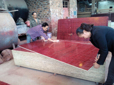 中南神箭生产好的竹胶板