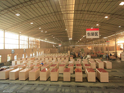 中南神箭建筑模板工厂