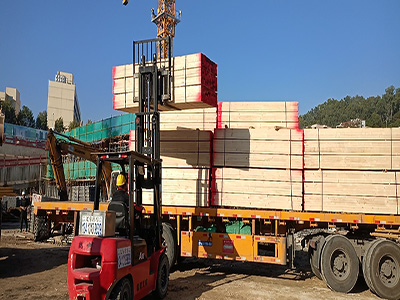 广东沈总订购的40*60*3000（mm）建筑木方已发货，请注意查收  